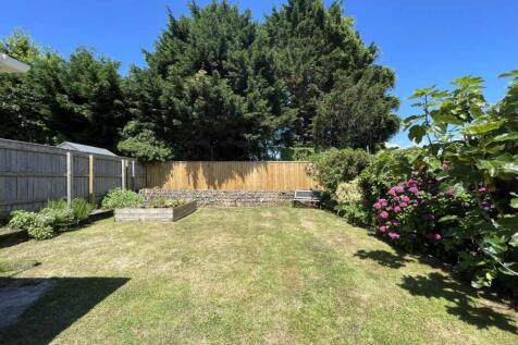 Eggbuckland Road 115 Garden 3.jpg