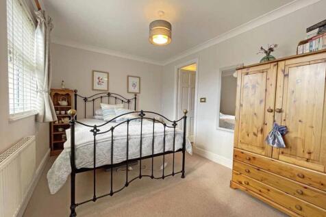 Conqueror Drive 22 - Bed 3.jpg