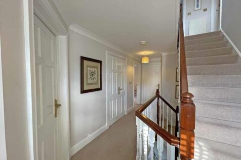 Conqueror Drive 22 - Landing.jpg
