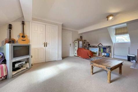 Conqueror Drive 22 - Bed 4.jpg
