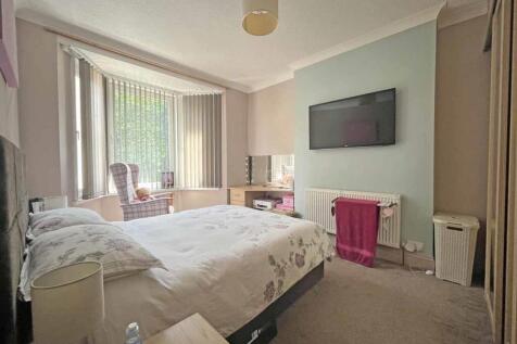St Barnabus Terrace 26 Bed 1 - Copy - Copy.jpg