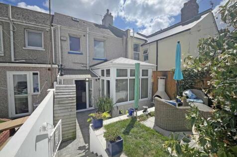 St Barnabus Terrace 26 Rear.jpg