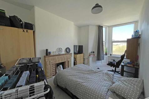 Lipson Road 80 Bedrom 2.jpg