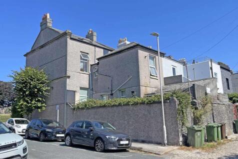 Lipson Road 80 Rear.jpg