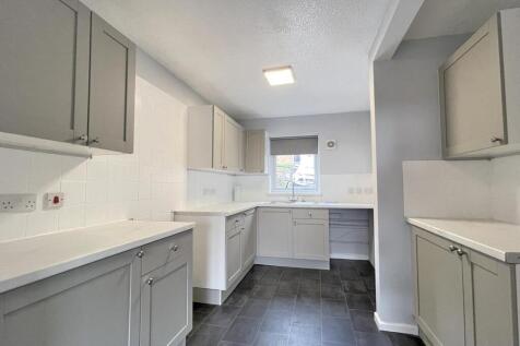 Bourne Close 27 - Kitchen FP.jpg