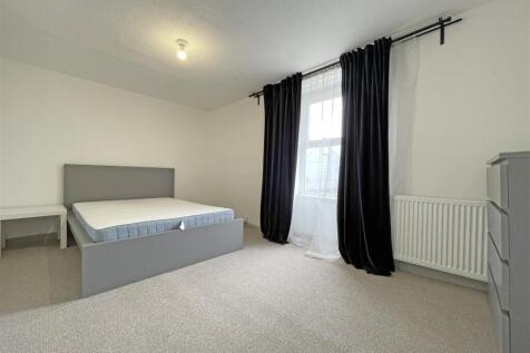 Master Bedroom.jpg