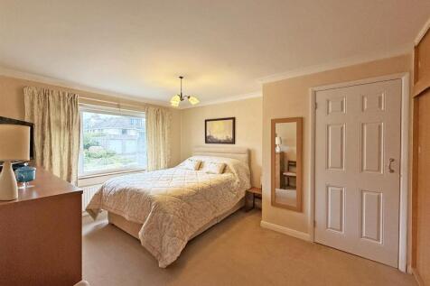 Pilgrim Close 7 - Bed 1.jpg