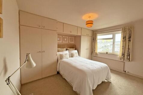 Pilgrim Close 7 - Bed 2.jpg