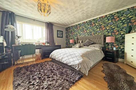 Crownhill Road 311a - Bedroom One.jpg