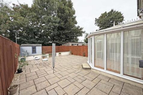 Cayley Way 39 - Garden Front.jpg