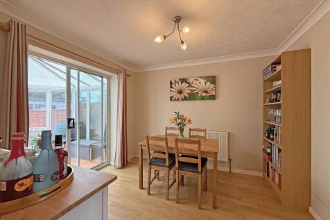 Cayley Way 39 - Dining Room 3.jpg