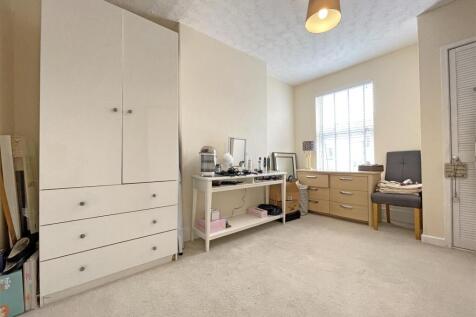 Victory Street 16 - Bedroom Two.jpg