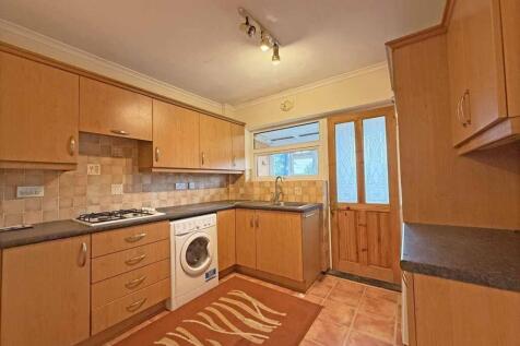 Carradale Road 18 - Kitchen Front.jpg
