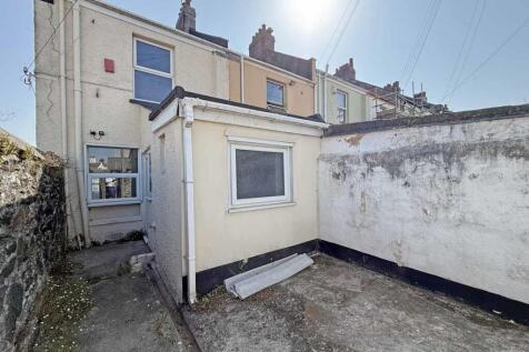 Renown Street 2 - Rear.jpg