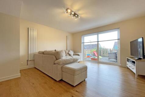 Findon Gardens 20 - Living Room Two.jpg