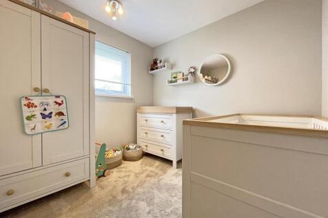 Findon Gardens 20 - Bedroom Two.jpg