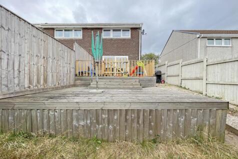 Findon Gardens 20 - Rear Two.jpg