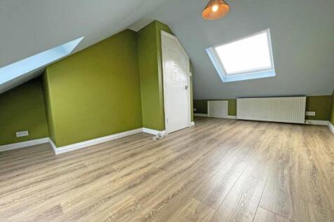 Northumberland Street 35 Bed 1.jpg