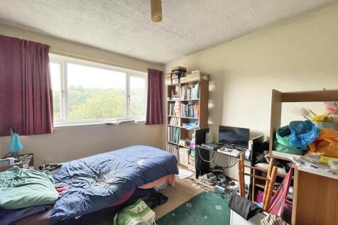 Erlstoke Close 37 - Bed 2.jpg
