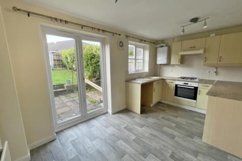 Frobisher Approach 16- Kitchen.jpg