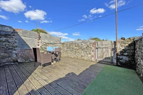 Ocean Street 23 - Courtyard.jpg