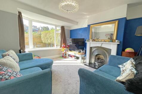 Billacombe Road 179 - Living Room.jpg