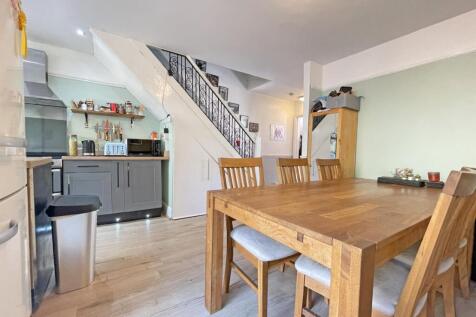 Billacombe Road 179 - Dining Room.jpg