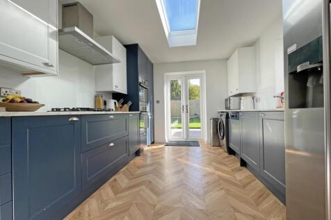 Whitby Road 28 - Kitchen 0.jpg