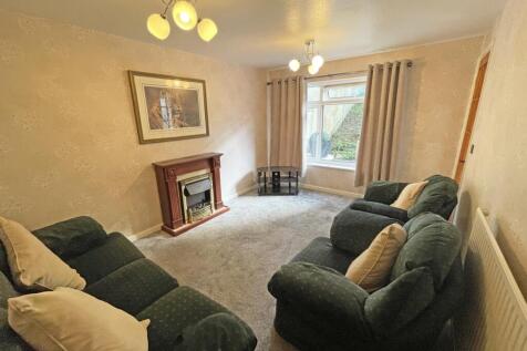 Tailyour Road 180 - Lounge 2.jpg