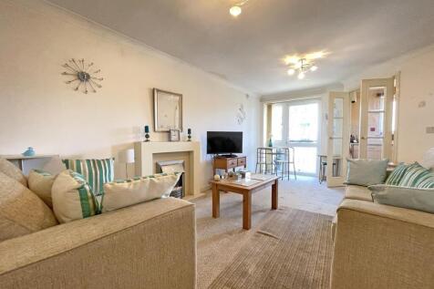 Wesley Court 24 - Living Room Three.jpg