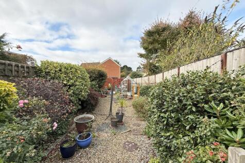 Aberdeen Avenue 18 - Garden 3.jpg