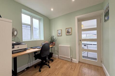 Cresthill Road 6 - Study.jpg