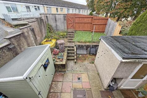 Grimspound Close 55 - Garden 1.jpg