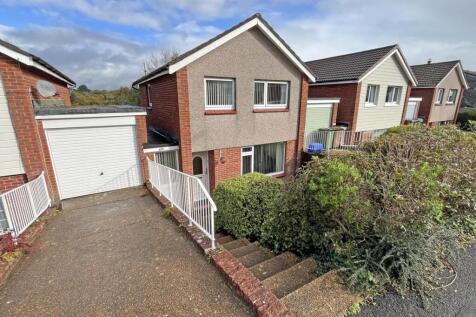 Dunraven Drive 66 - Front........jpg