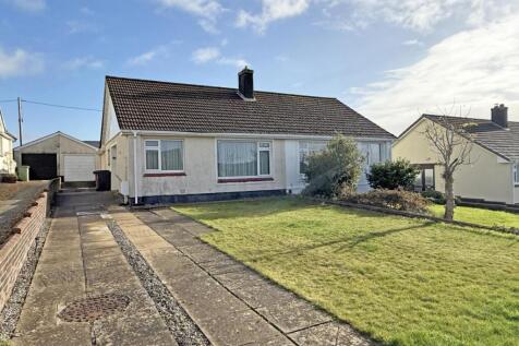 Cardigan Road 20 - Front.jpg