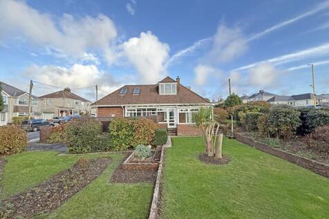 Old Woodlands Road 6 - Side Garden.jpg