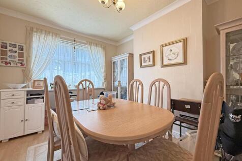 Nicholson Road 9 - Dining Room.jpg
