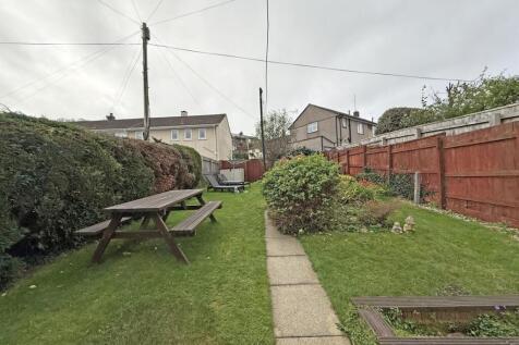 Honicknowle Lane 407 - Garden 2.jpg