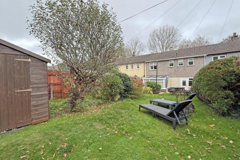 Honicknowle Lane 407 - Rear 1.jpg