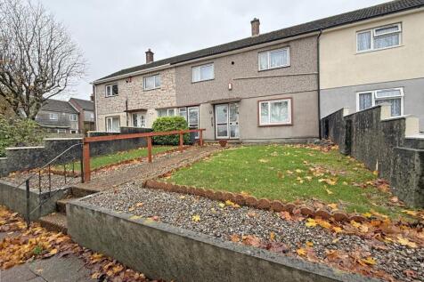 Clittaford Road 122 - Front.jpg