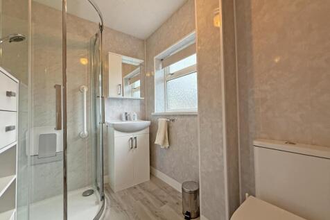 Clittaford Road 122 - Shower Room.jpg