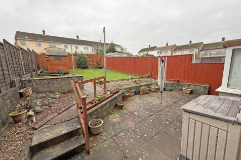 Clittaford Road 122 - Garden.jpg