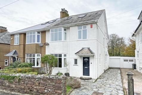 Torland Road 60 - Front.jpg