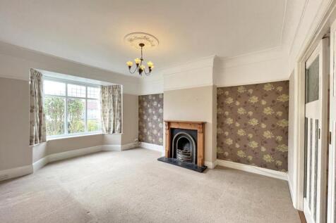 Torland Road 60 - Lounge FP.jpg