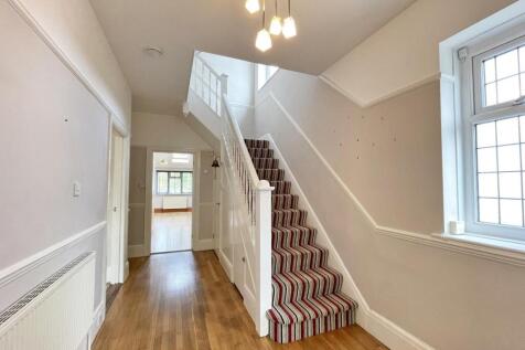 Torland Road 60 - Hall.jpg