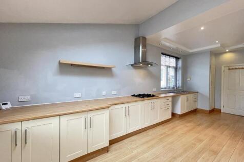 Torland Road 60 - Kitchen 3.jpg