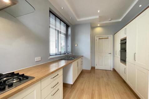 Torland Road 60 - Kitchen 2.jpg