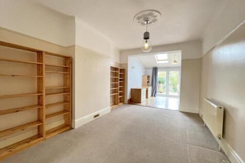 Torland Road 60 - Dining.jpg