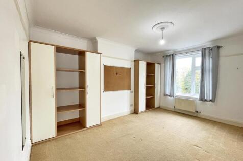 Torland Road 60 - Bed 2.jpg