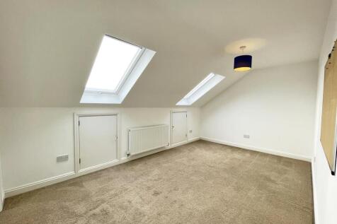 Torland Road 60 - Bed 3.jpg